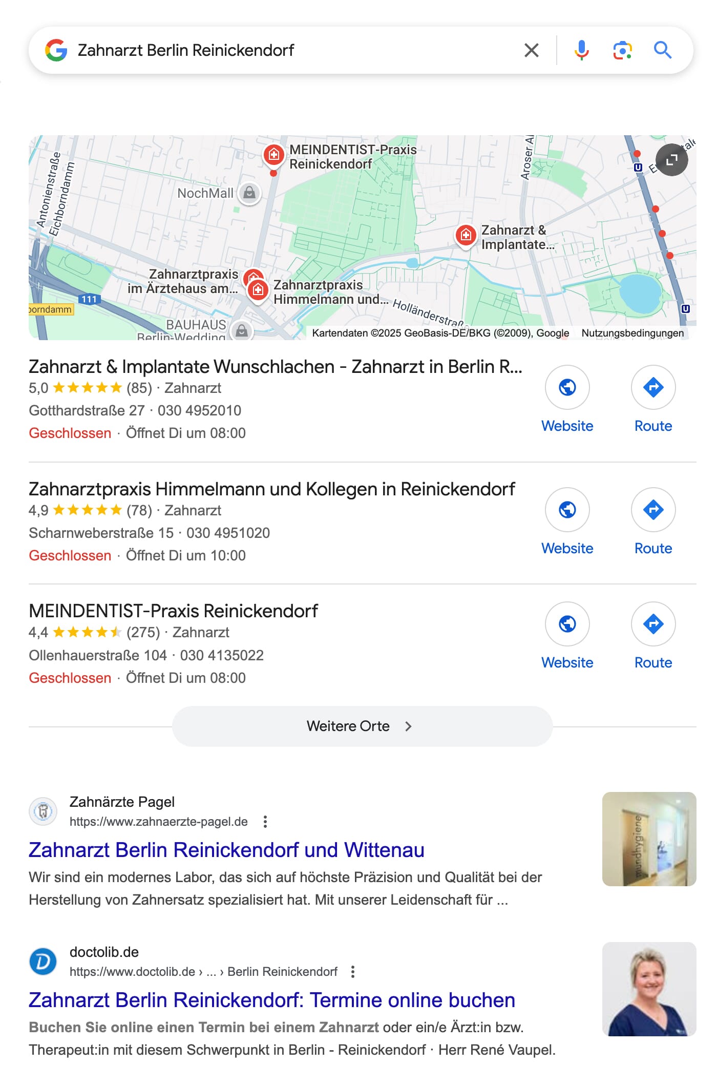 Google Suche nach „Zahnarzt Berlin Reinickendorf“ mit lokalen Suchergebnissen (Local Pack) und organischen Suchergebnissen